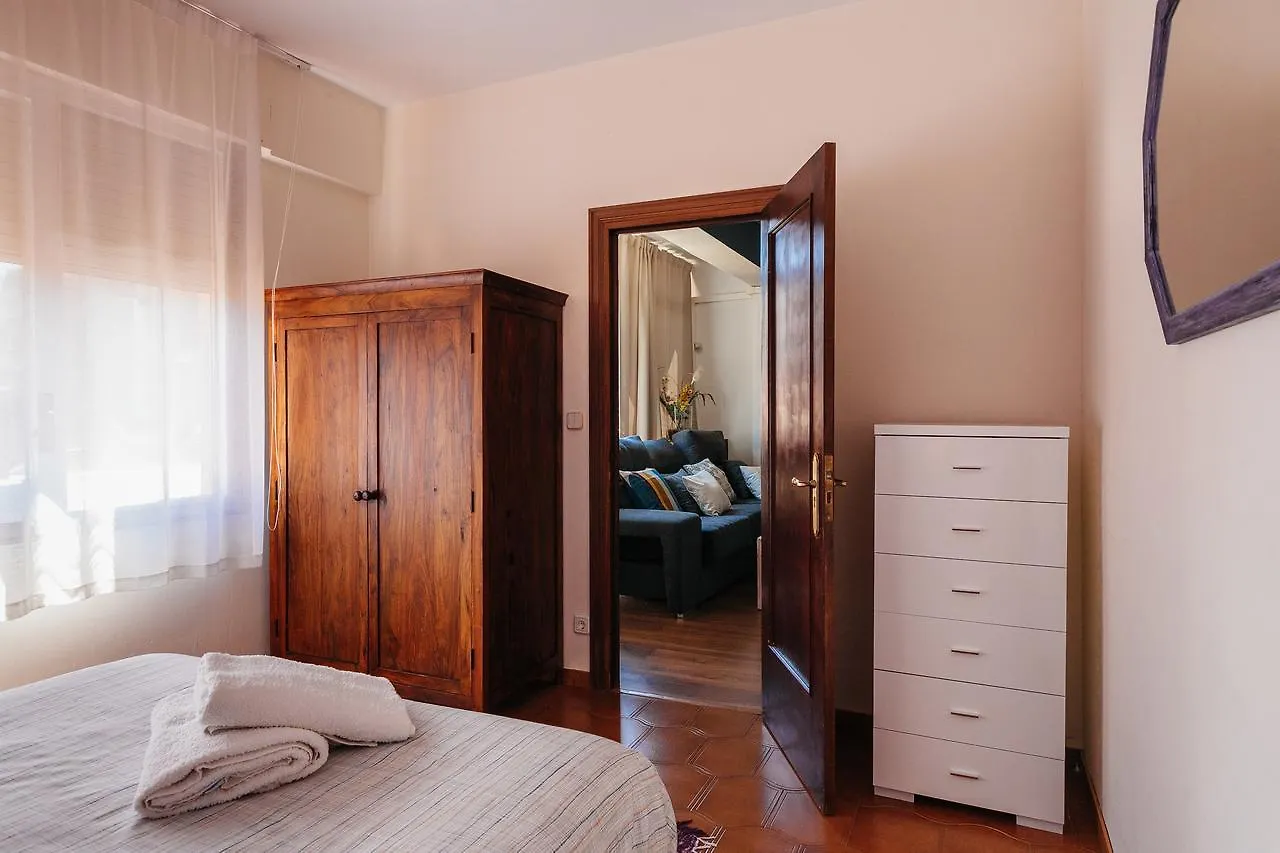 Apartment Apartamento Guillermo Tell Barcelona