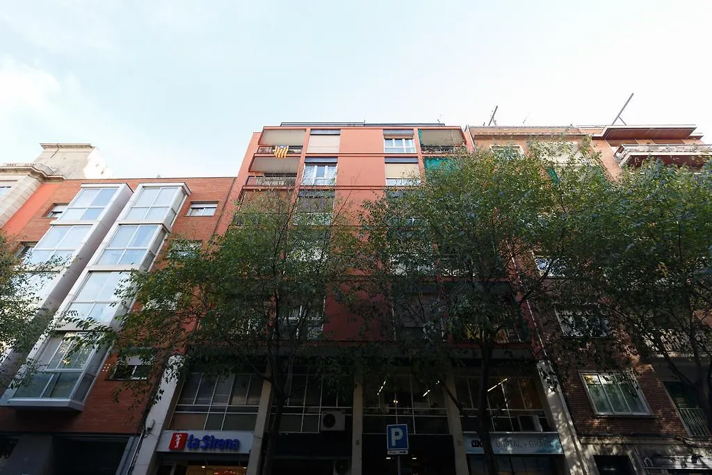 Apartment Apartamento Guillermo Tell Barcelona