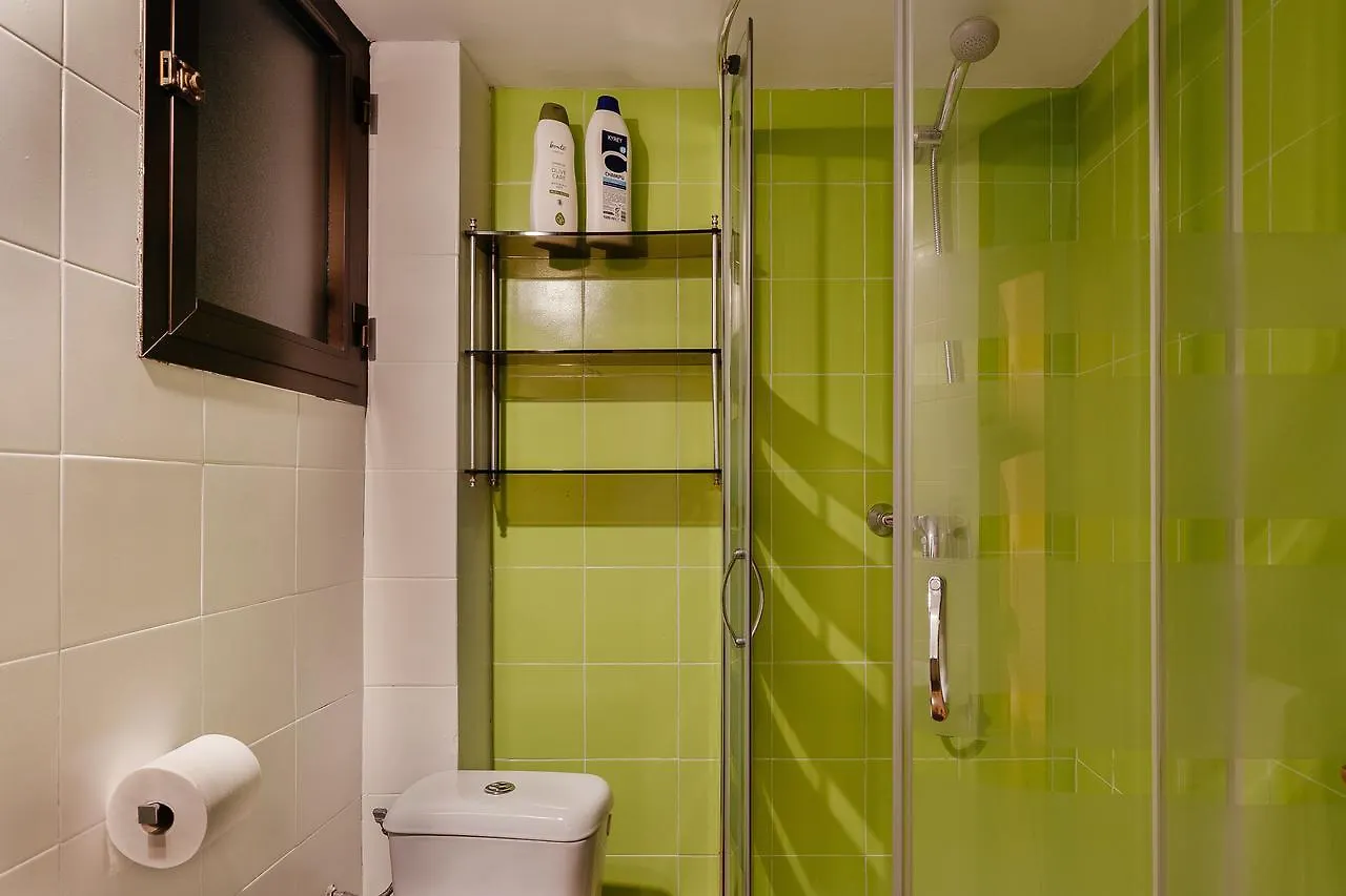 Apartment Apartamento Guillermo Tell Barcelona