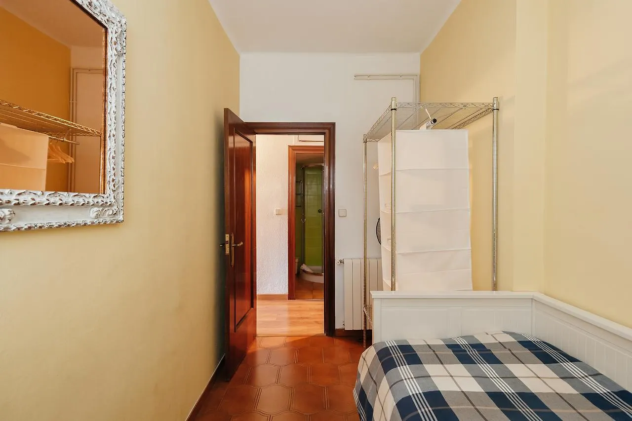 Apartment Apartamento Guillermo Tell Barcelona